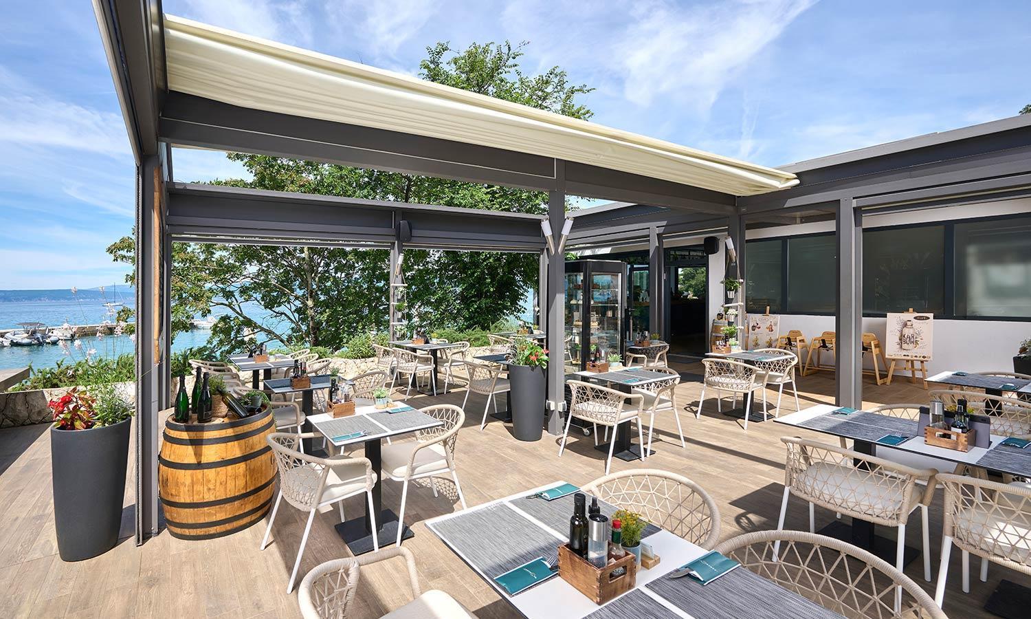 Aminess Style Glamping Villas & Holiday Homes Atea نجيفيش المظهر الخارجي الصورة Restaurant